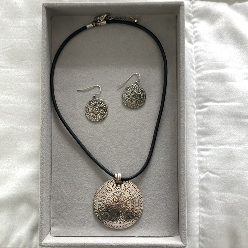 Silver Pendant Necklace and Earring Set